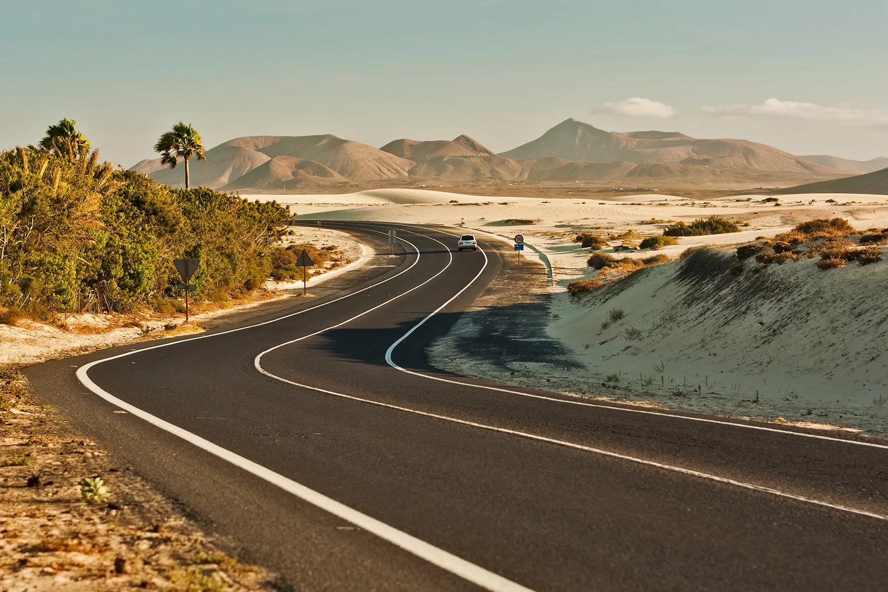 Exploring Costa Blanca by Car: A Scenic Road Trip Through Spain